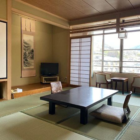 Hirugami No Mori Hotel Achi Ngoại thất bức ảnh